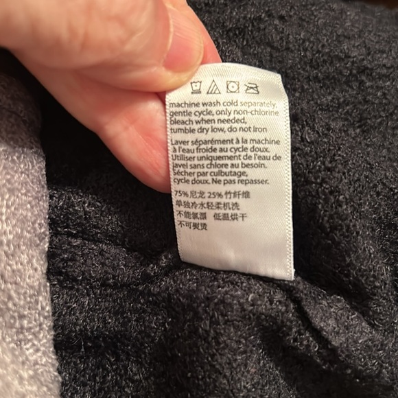 NWOT Barefoot Dreams Ombré Open Front Cardigan - Picture 10 of 11